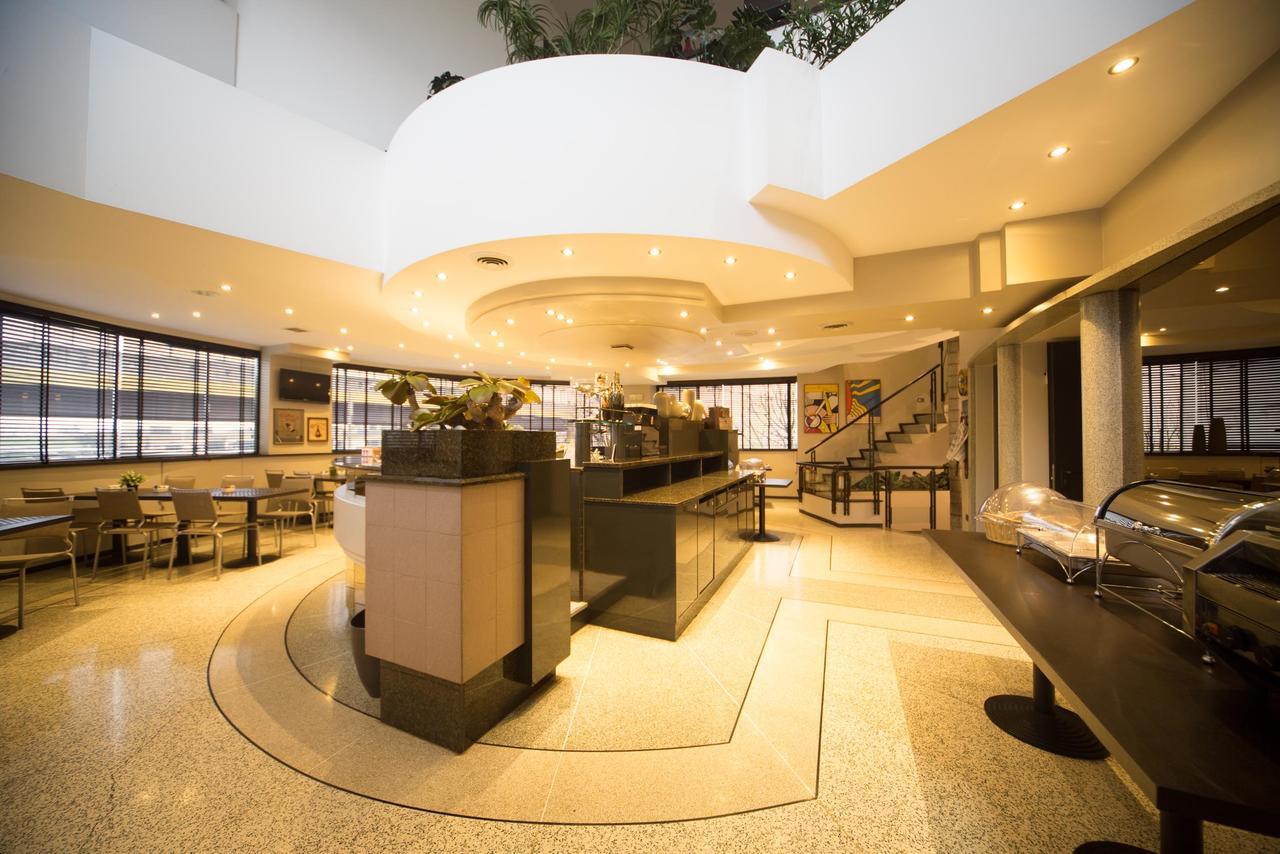 Hotel Motel Ascot Лисоне Екстериор снимка
