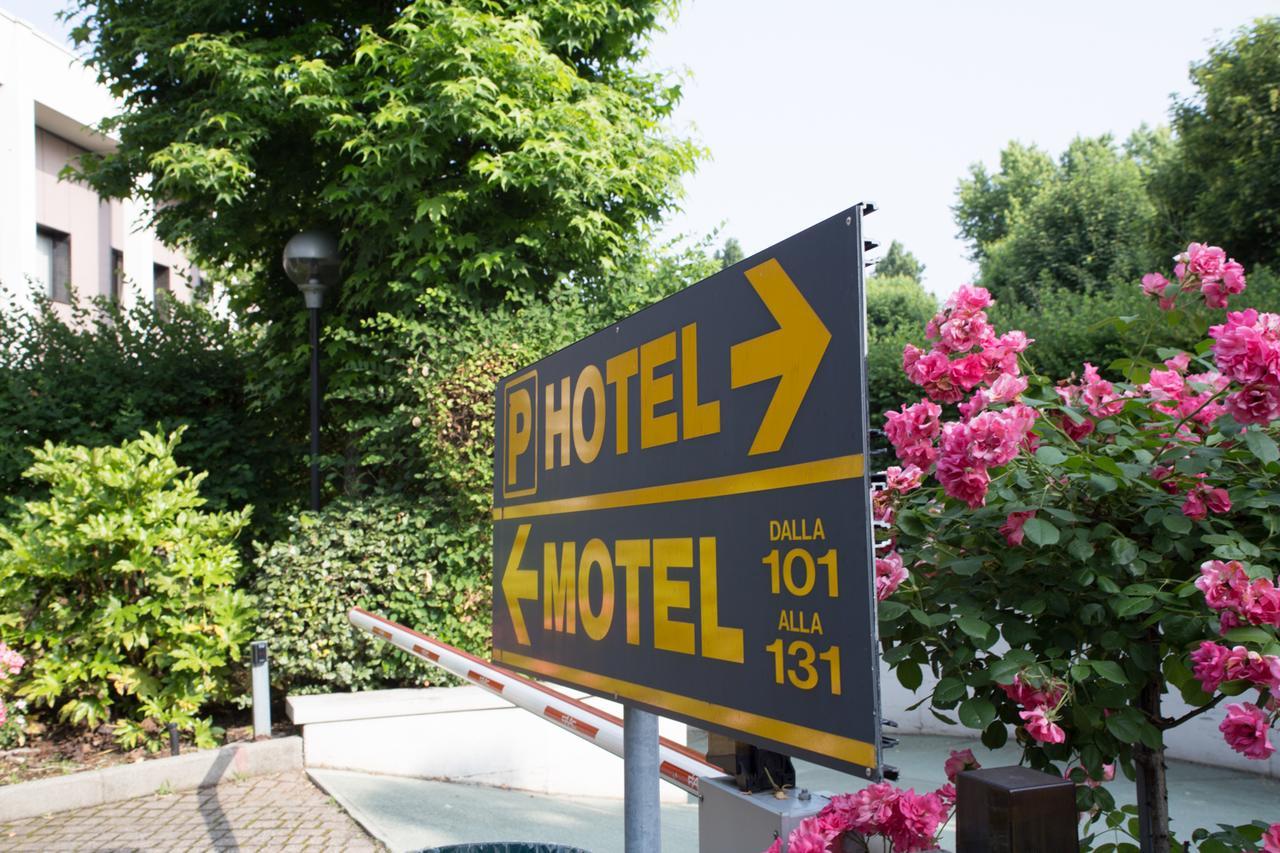 Hotel Motel Ascot Лисоне Екстериор снимка